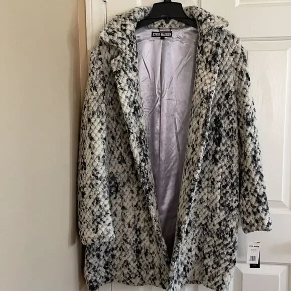 Steve Madden Black/White Coat size M - Picture 9 of 9